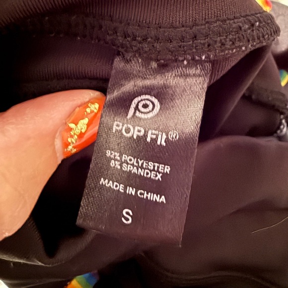 POP Fit Black Leggings with Colorful Heart Accents - Picture 3 of 3